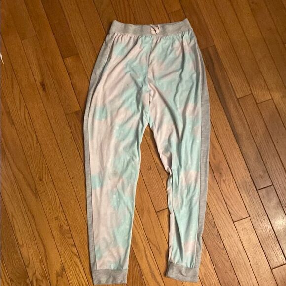 Soft Blue and Gray Pajama Bottoms with Tapered Design - Picture 1 of 4